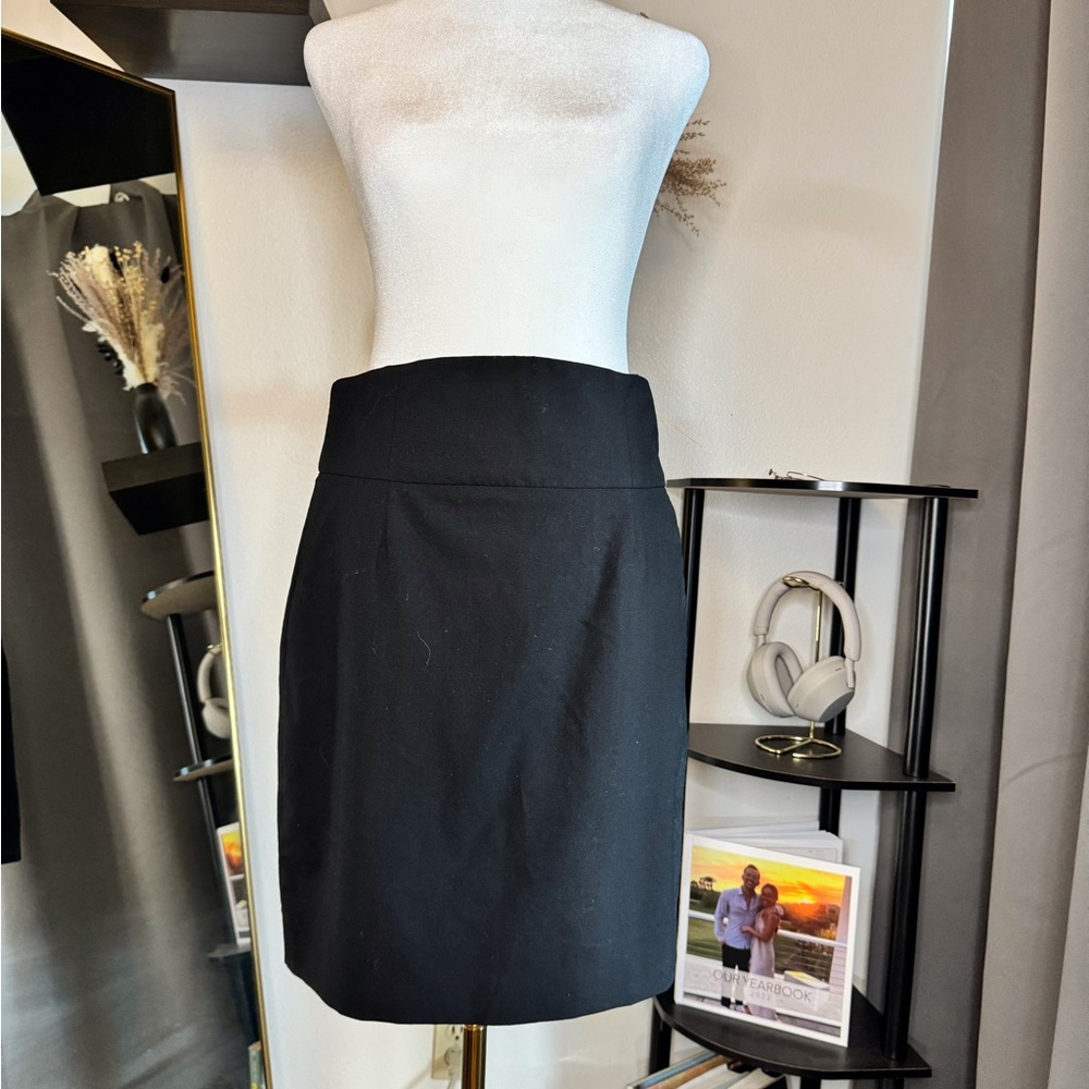 Banana Republic Black Mid Length Pencil Skirt